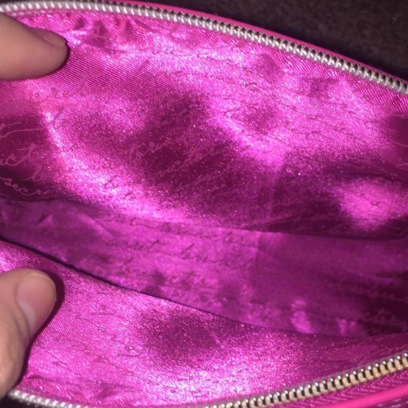 Burgundy Vs Makeup Bag - Picture 5 of 5